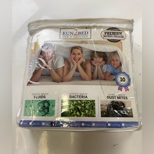 Run2Bed Premium mattress protector white
